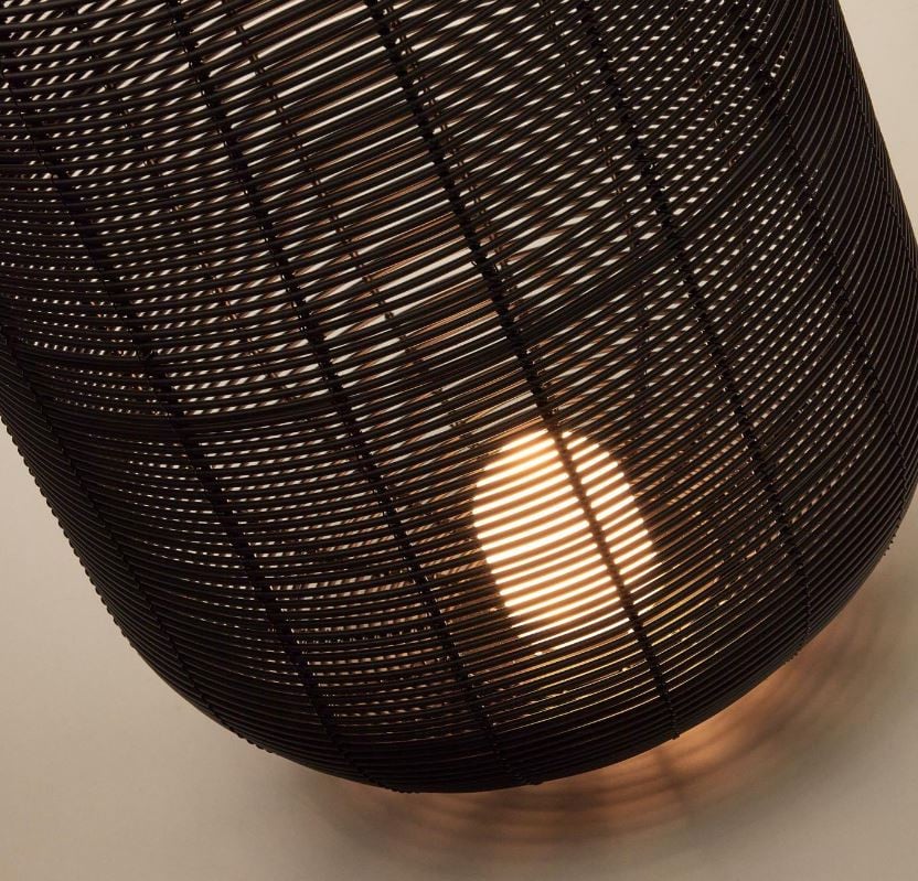 Veioza portabila neagra din metal 55 cm Saranella Kave Home