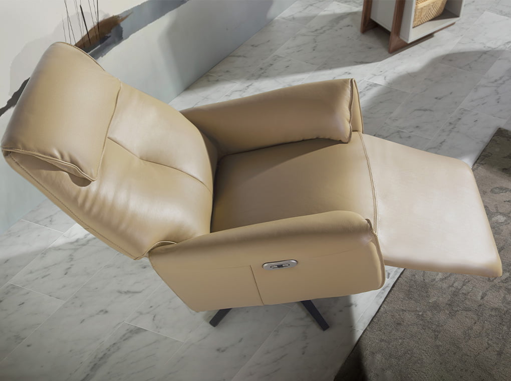 Fotoliu Pivotant de Design Modern cu Mecanisme de Relaxare Angel Cerda