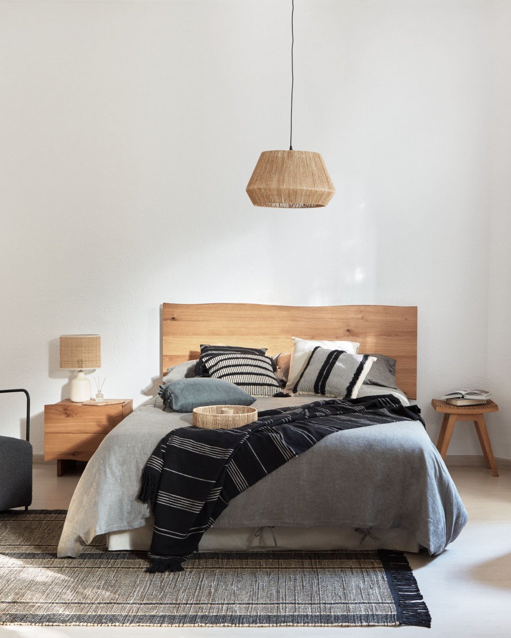 Abajur maro din fibre naturale Crismilda Kave Home