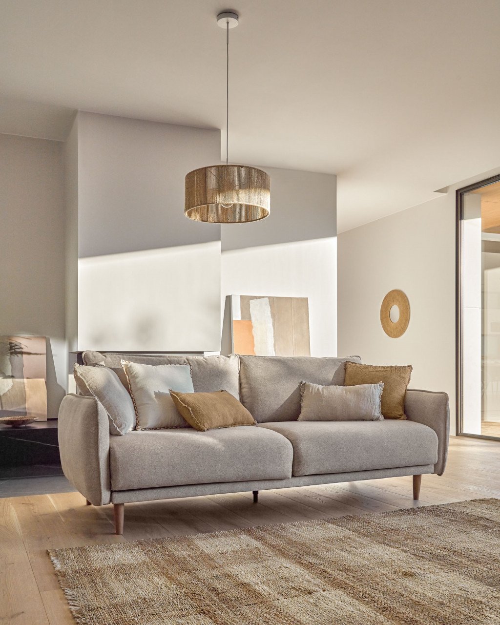 Abajur maro din fibre naturale Crista Round Kave Home