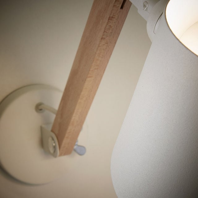 Aplica alba din metal Muse Kave Home