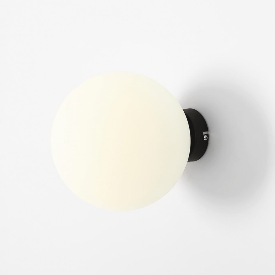 Aplica alba/neagra din sticla Ball M Aldex
