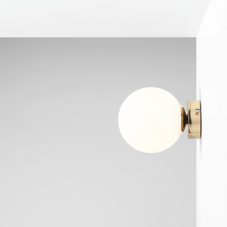 Aplica aurie/alba din sticla Ball S Aldex
