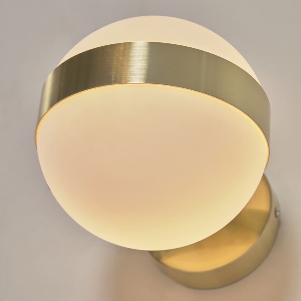 Aplica aurie din metal Anasol Kave Home