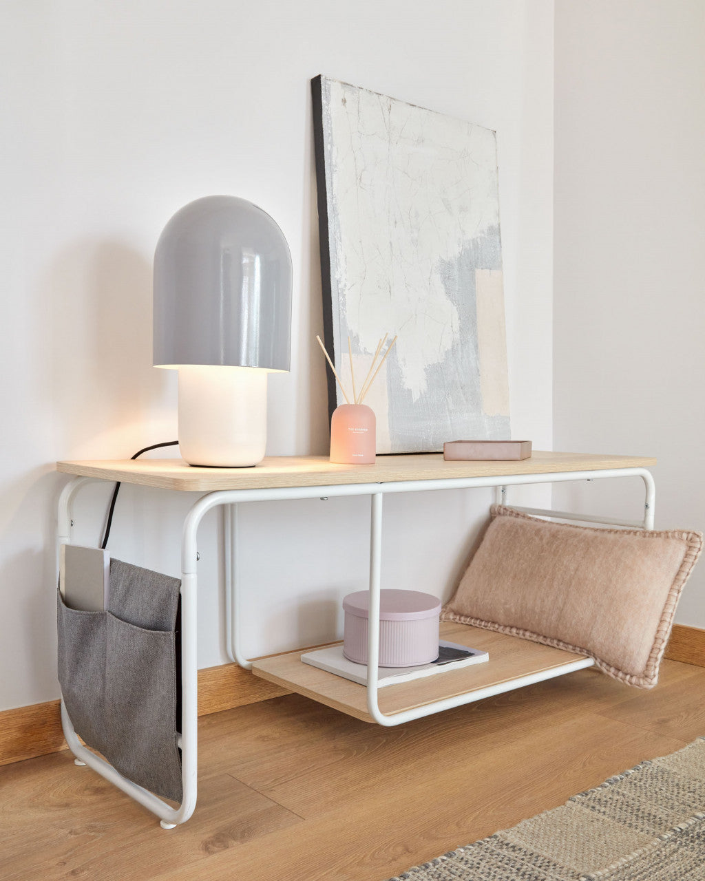 Comoda TV alba/maro din metal 110 cm Yamina Kave Home