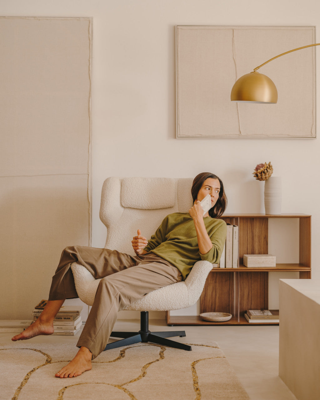 Fotoliu alb din textil Zalina Kave Home