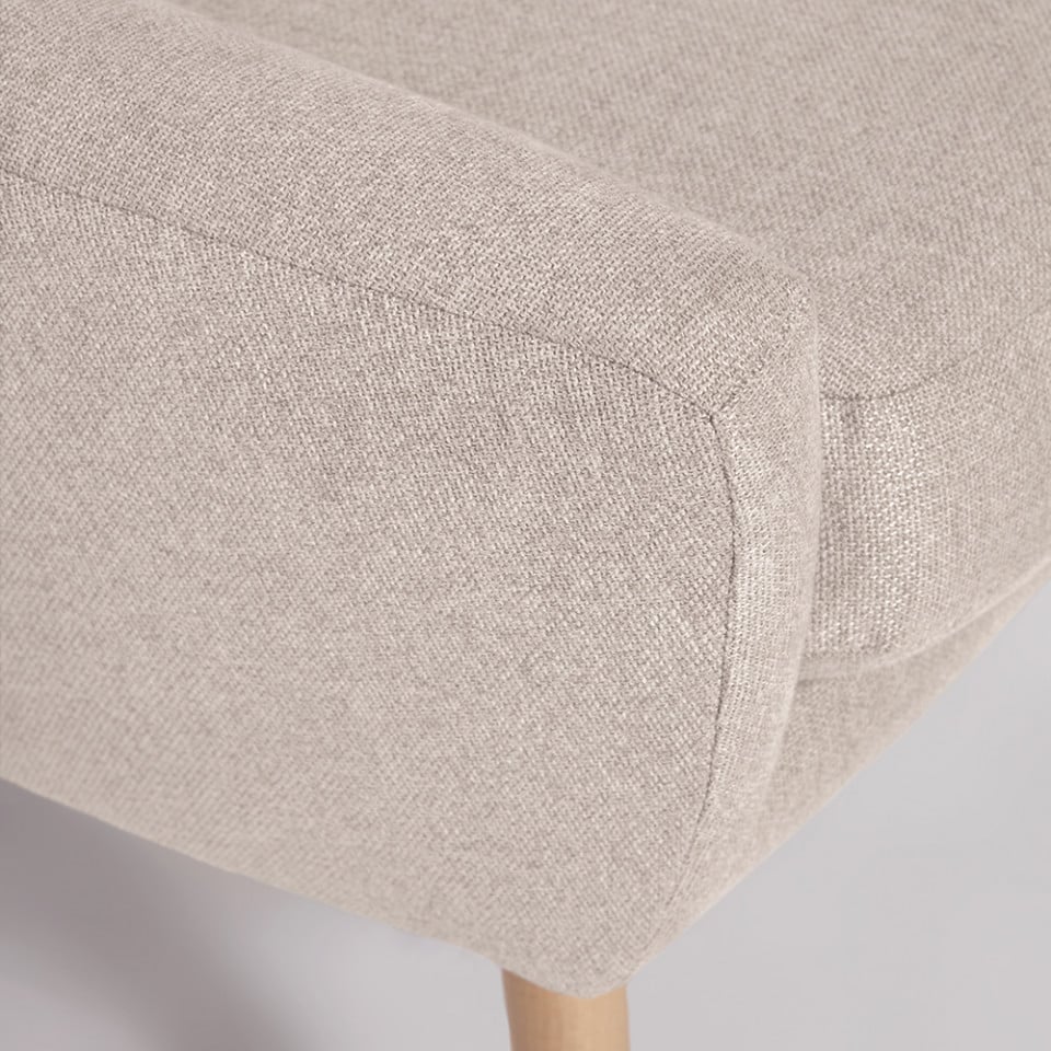 Fotoliu bej din textil Candela Kave Home