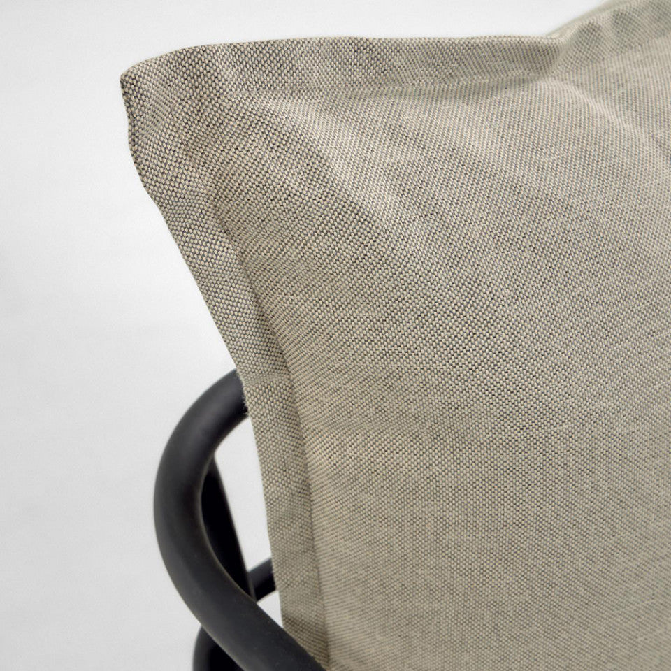Fotoliu exterior crem/negru din textil Mareluz Kave Home