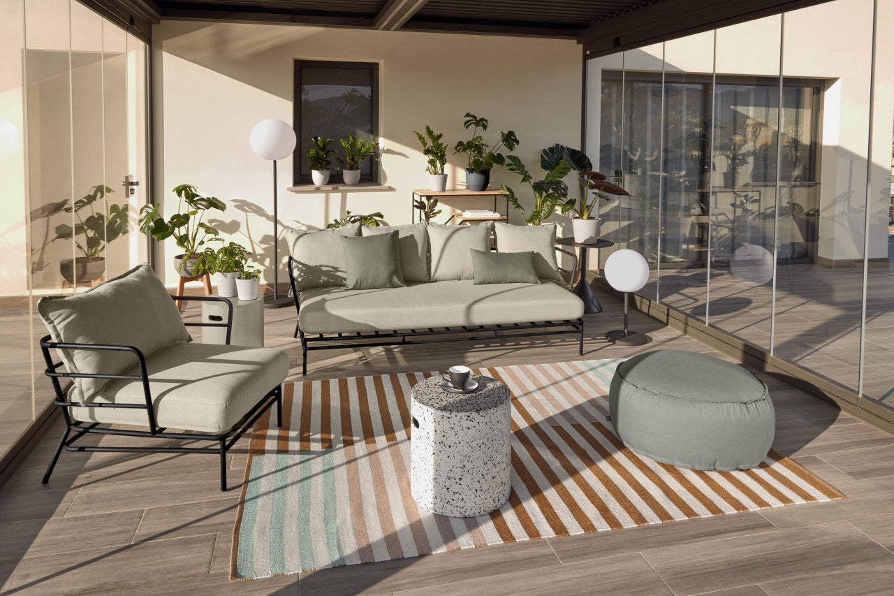 Fotoliu exterior crem/negru din textil Mareluz Kave Home