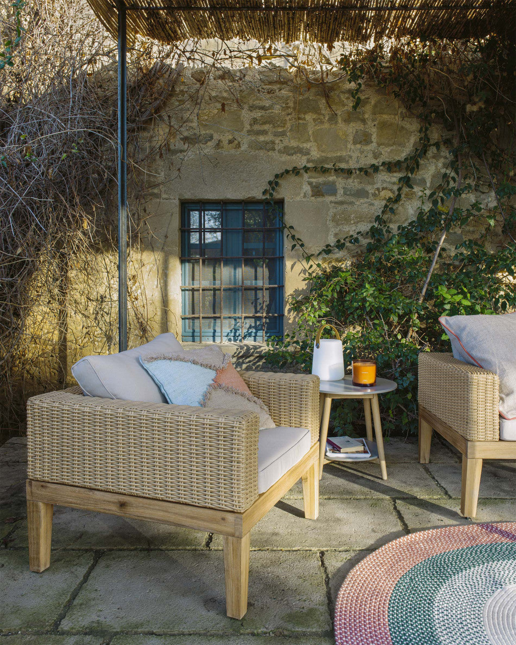 Fotoliu exterior maro din textil Giana Kave Home