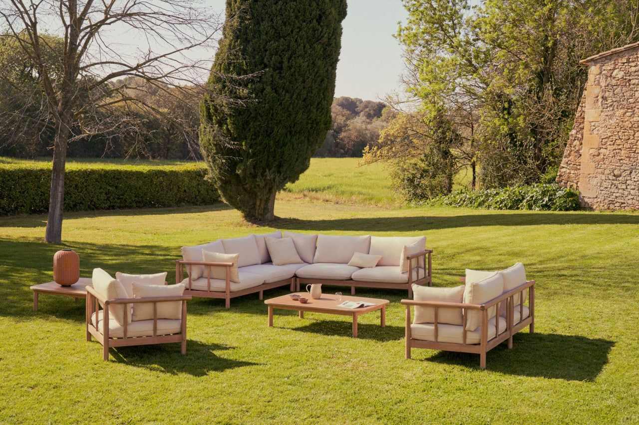 Fotoliu exterior maro din textil Sacova Kave Home