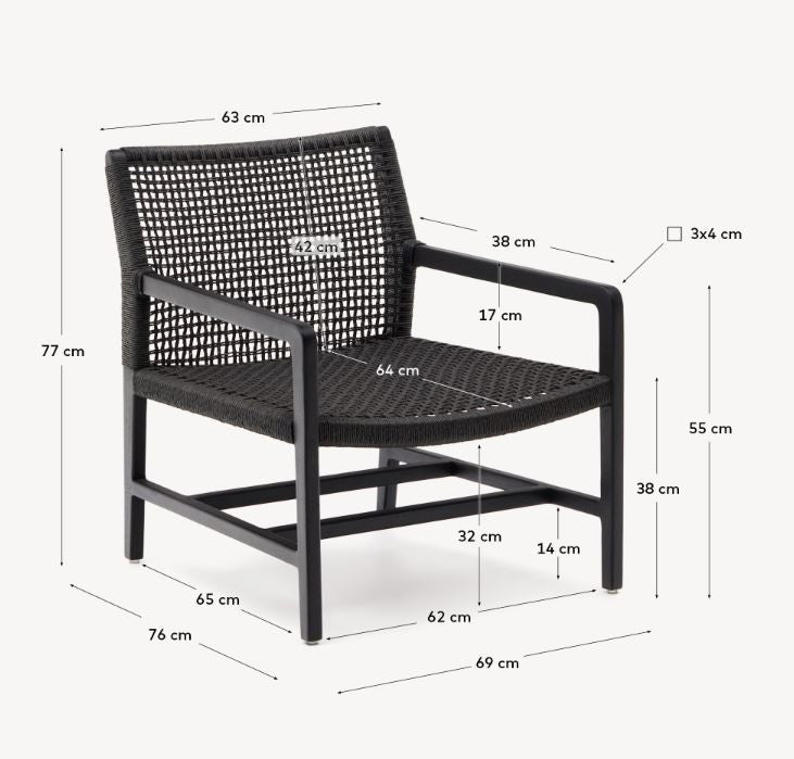 Fotoliu exterior negru din lemn Sabolla Kave Home