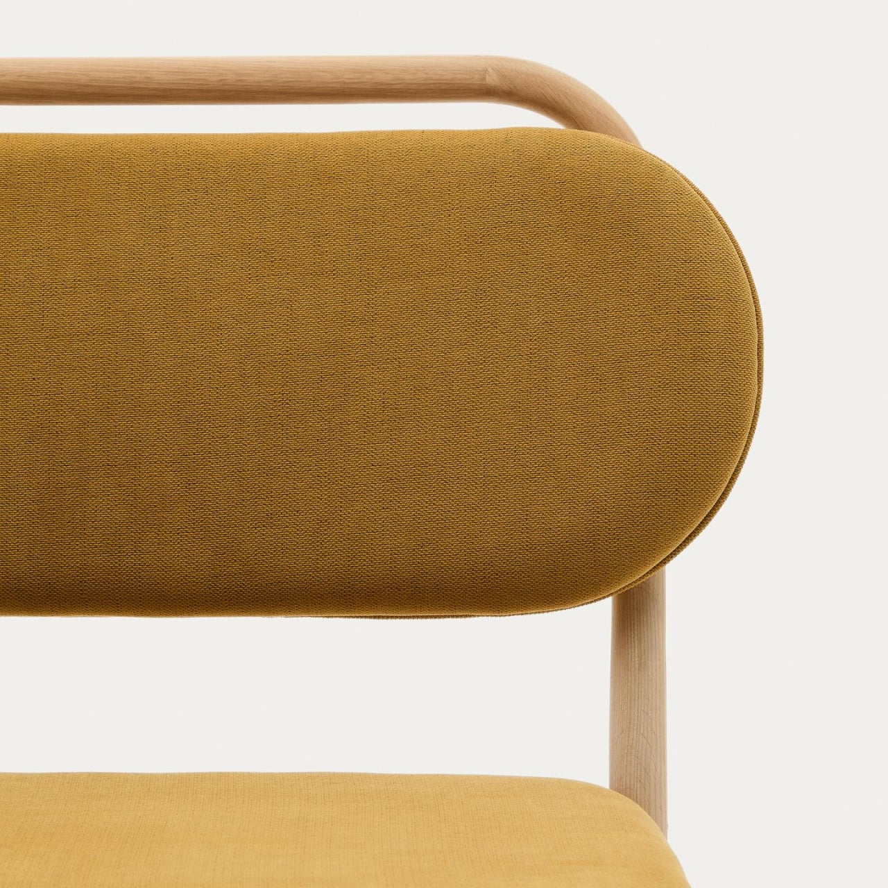 Fotoliu galben mustar din textil Helda Kave Home