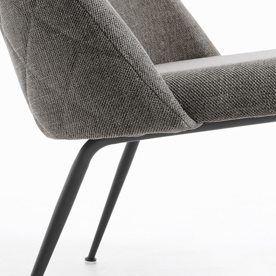 Fotoliu gri din textil Ivonne Kave Home