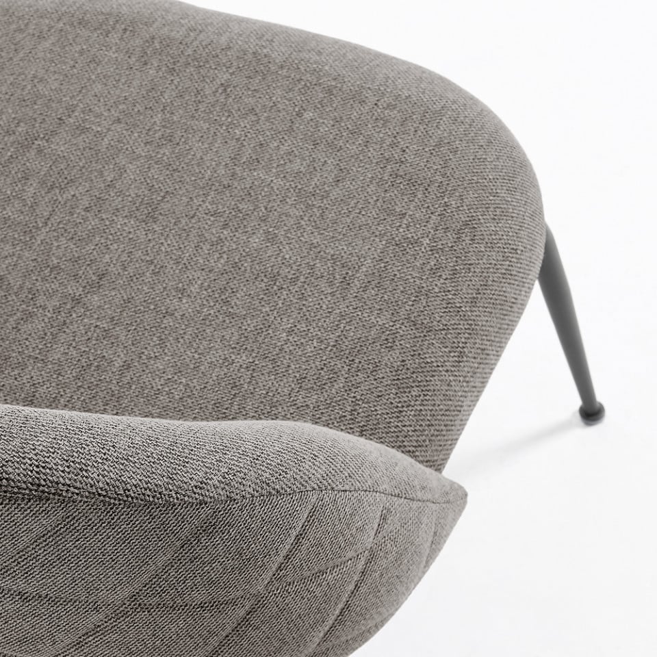 Fotoliu gri din textil Ivonne Kave Home