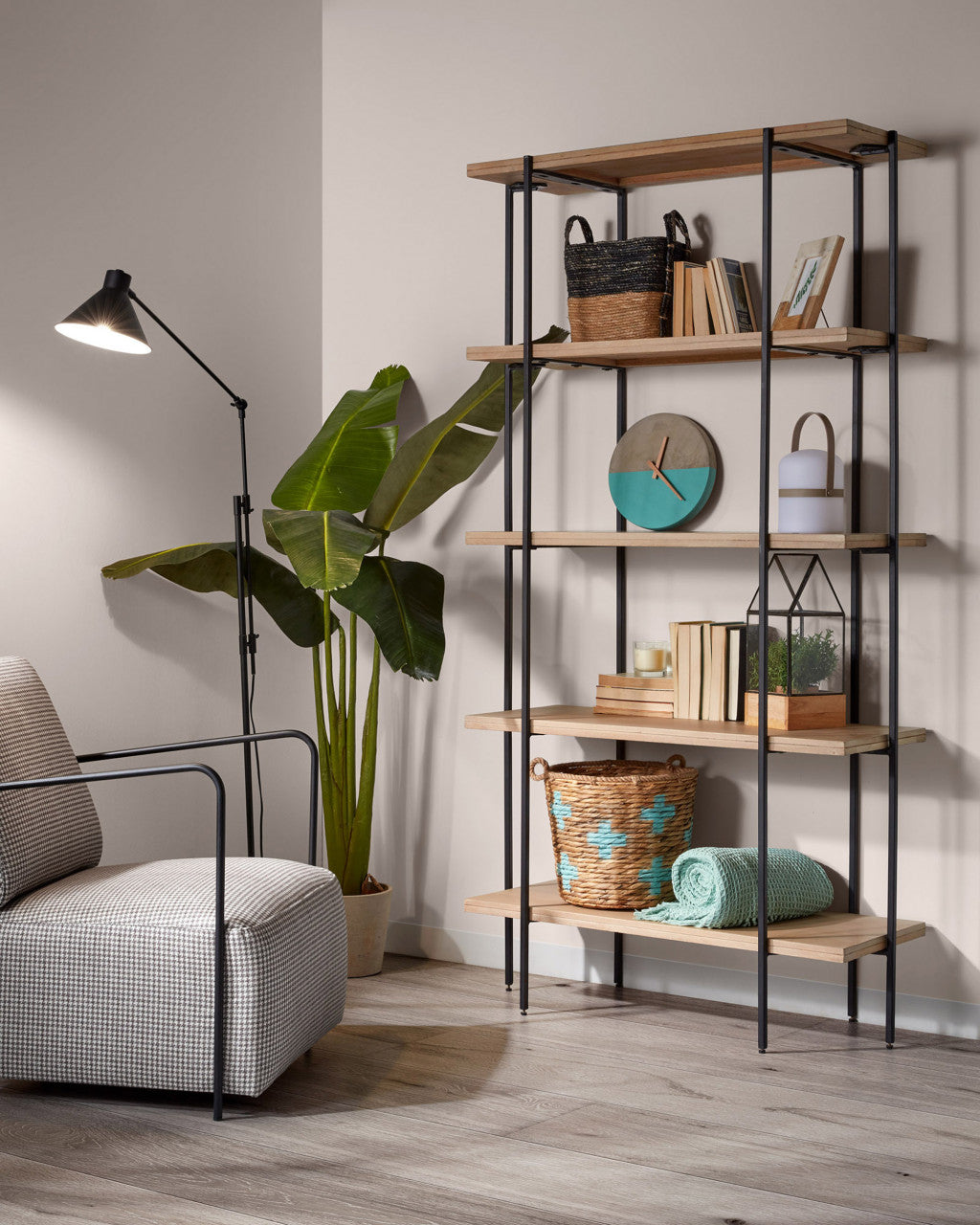Fotoliu maro din textil Gamer Kave Home