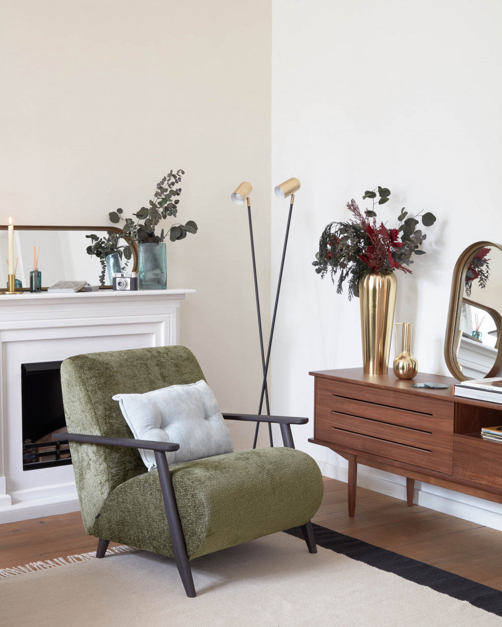 Fotoliu verde din textil Meghan Kave Home