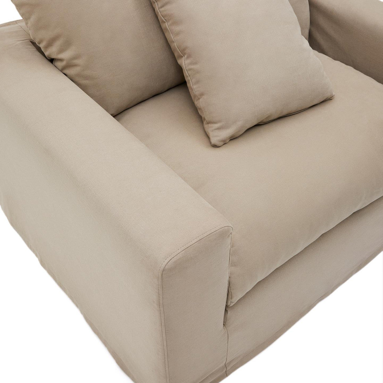 Husa pentru fotoliu grej din textil 140 cm Nora Kave Home