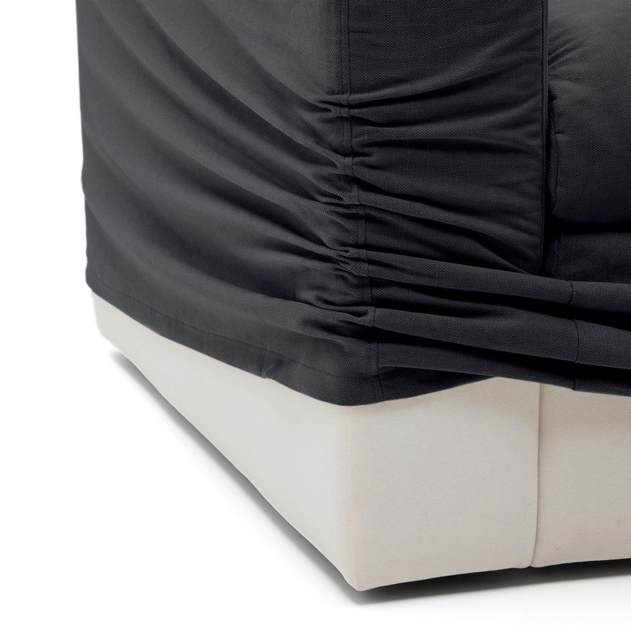 Husa pentru fotoliu gri din textil 140 cm Nora Kave Home
