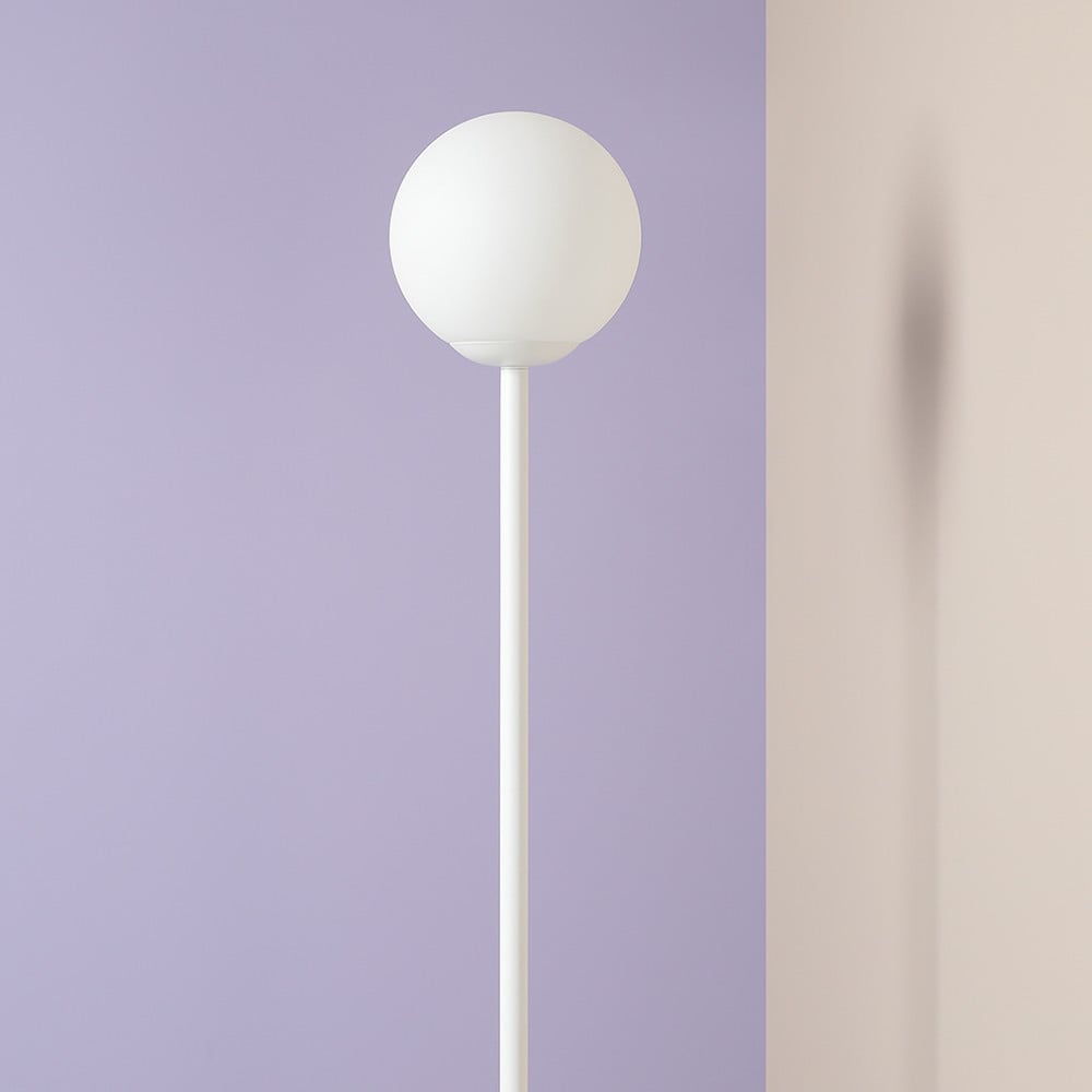 Lampadar alb din metal 162 cm Pinne Aldex