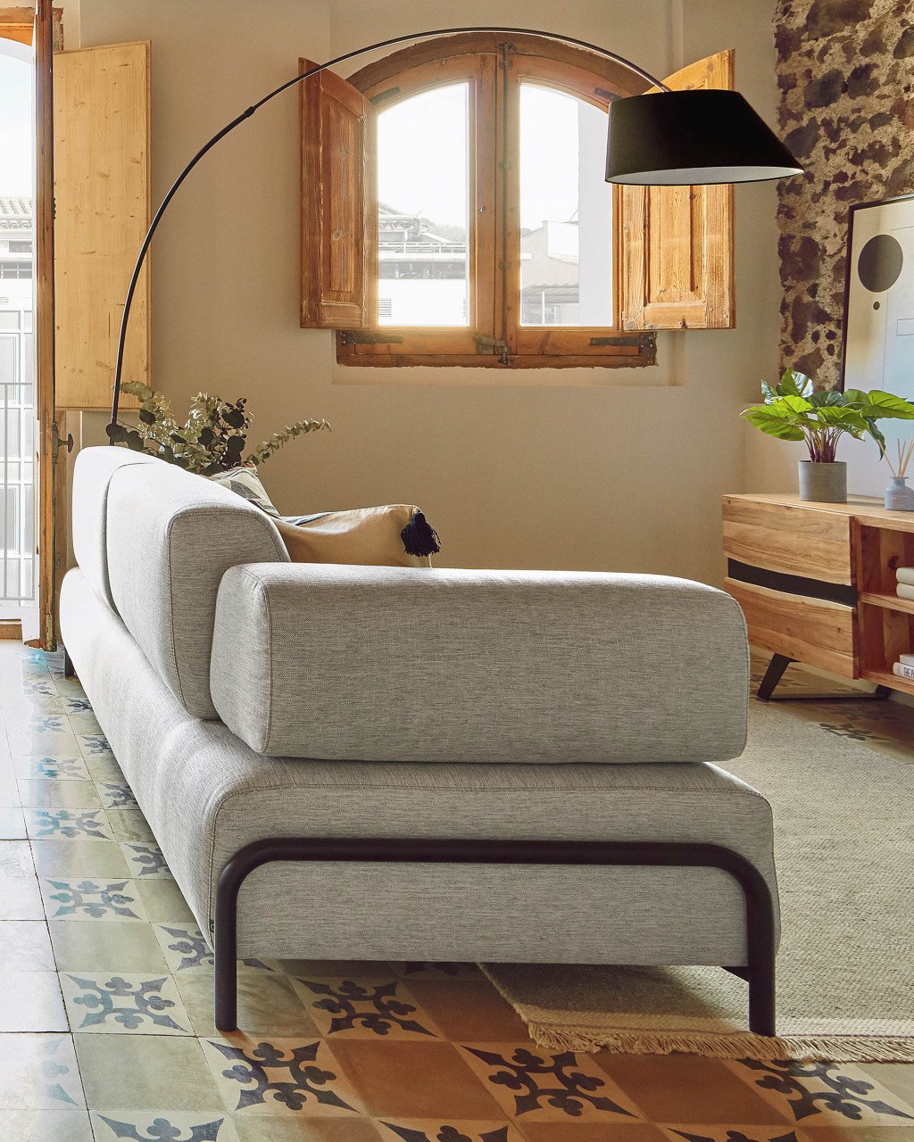 Lampadar negru din marmura 220 cm May Kave Home