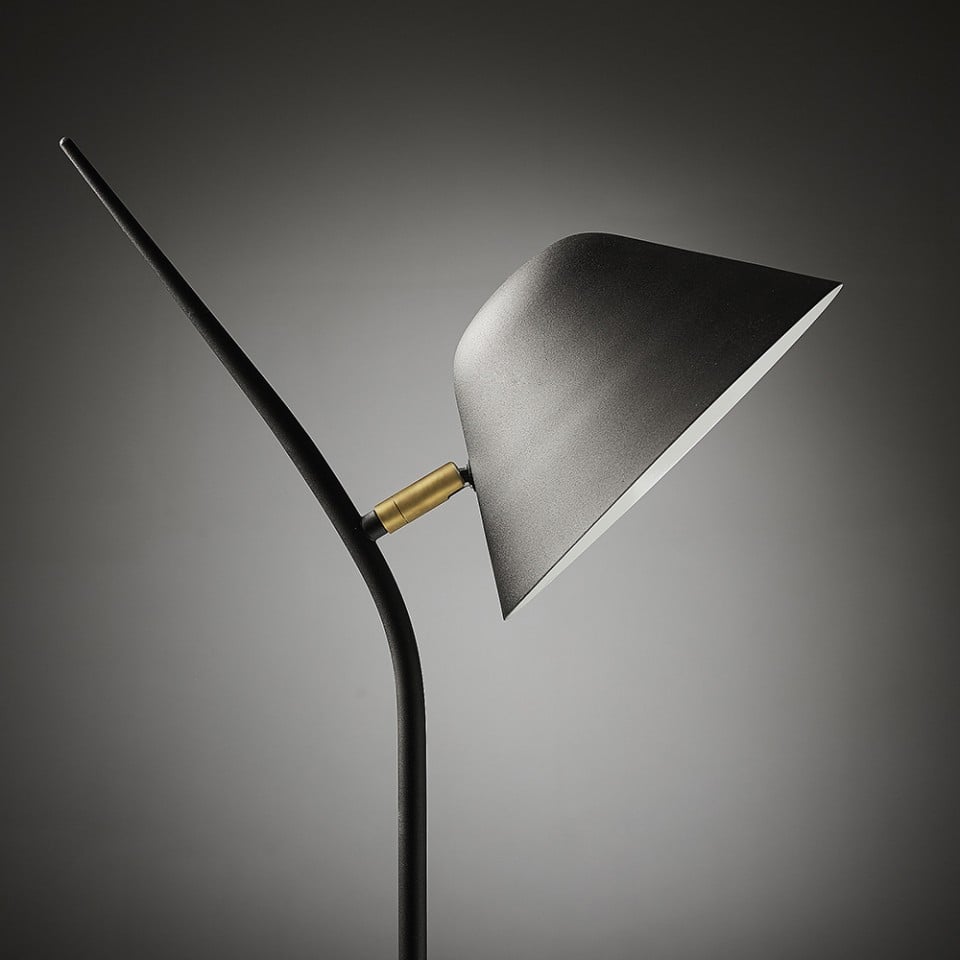 Lampadar negru din metal 152 cm Aurelia Kave Home