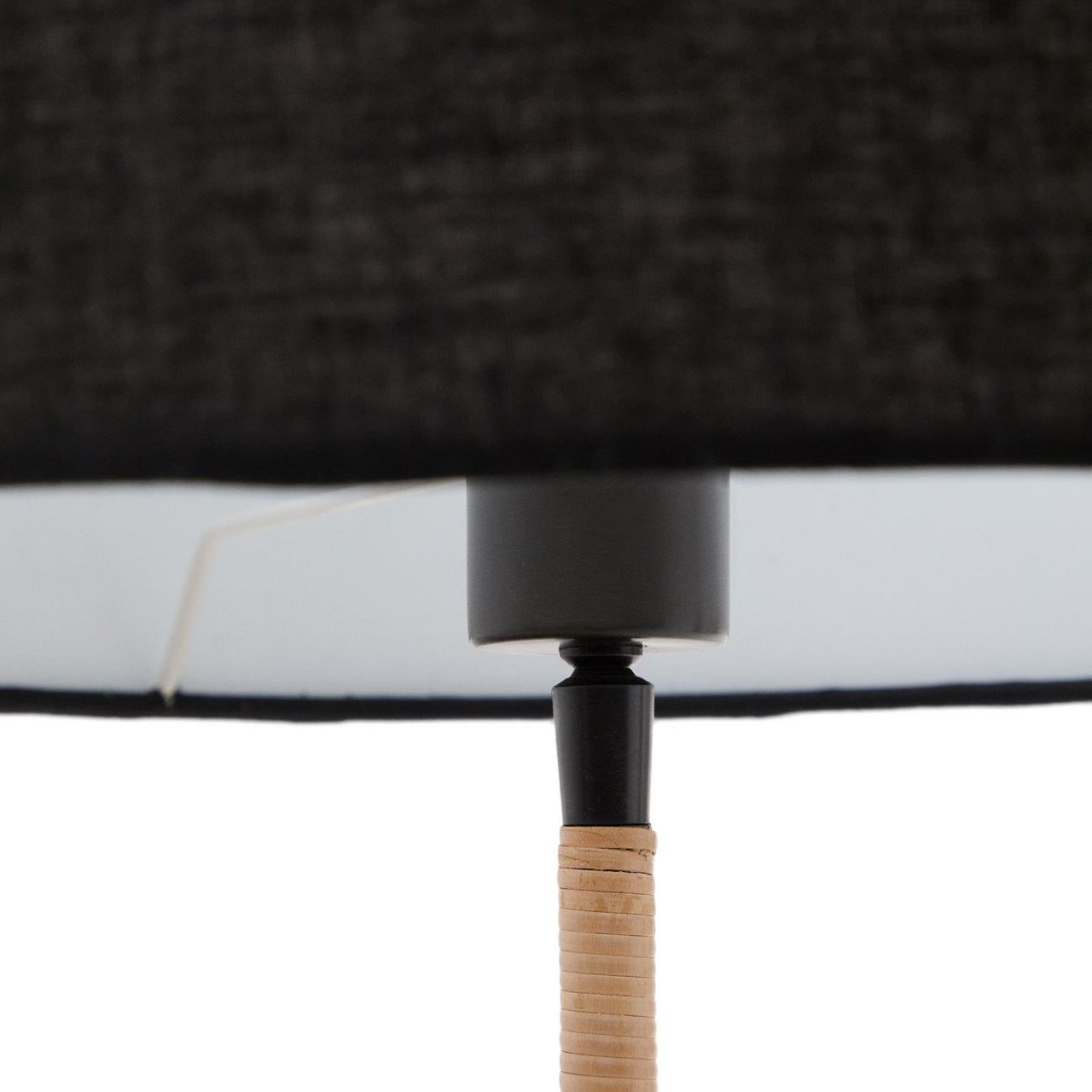 Lampadar negru din metal 160 cm Canar Kave Home