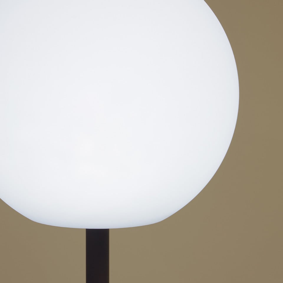 Lampadar pentru exterior alb/negru din metal 155 cm Dinesh Kave Home