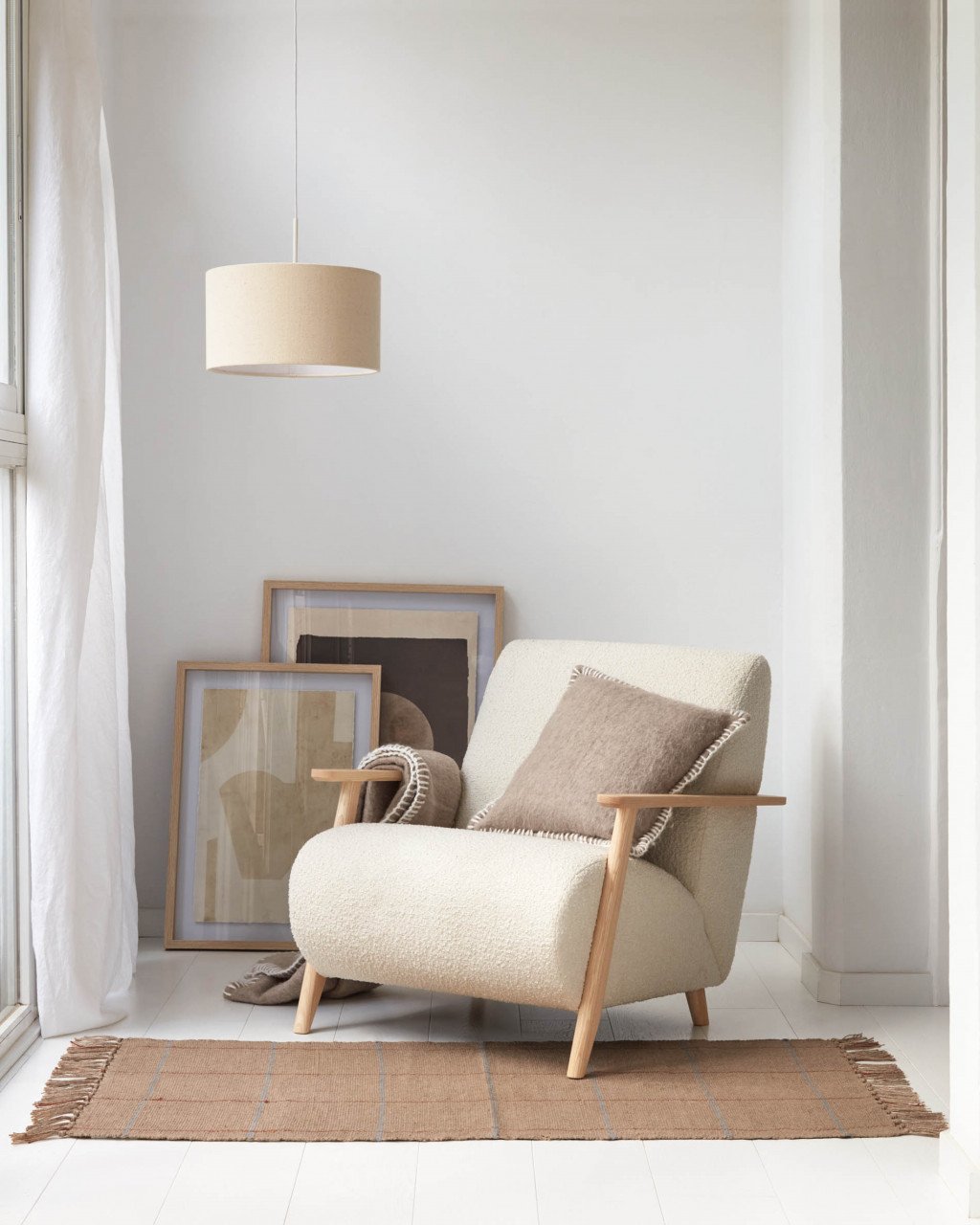 Lustra alba din metal Fulvia Kave Home