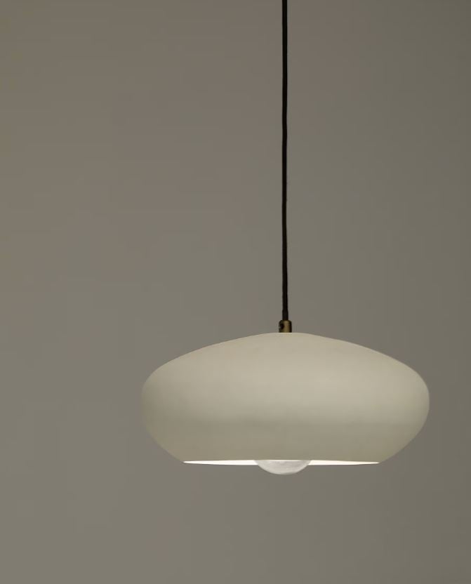 Lustra alba din metal Inda Kave Home