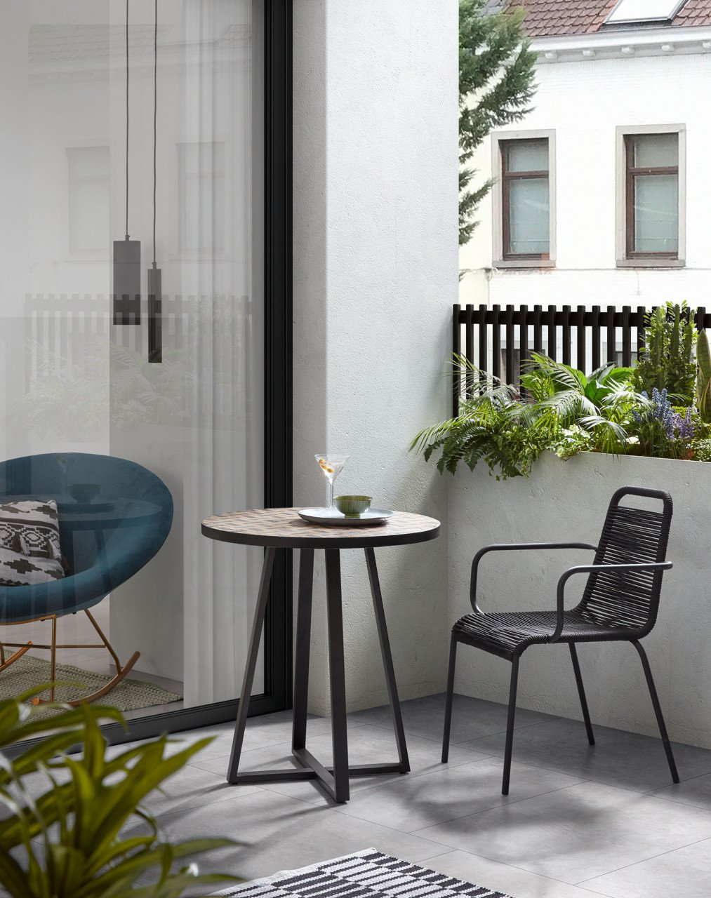 Lustra gri din metal Maude Kave Home