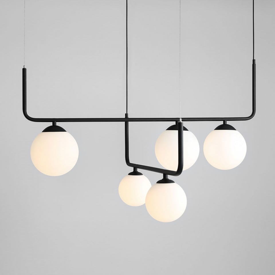 Lustra neagra/alba din sticla cu 5 becuri Artemida Aldex