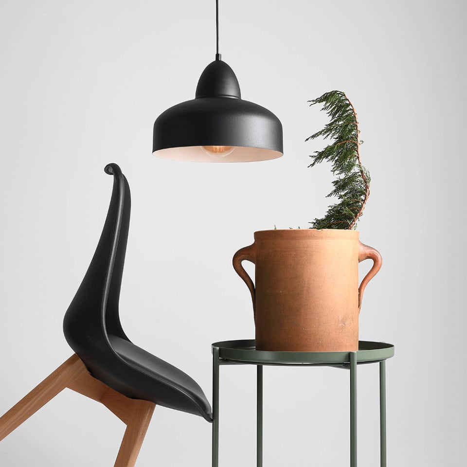 Lustra neagra din metal Como Aldex