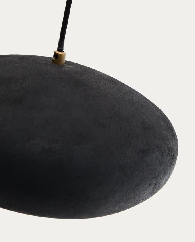 Lustra neagra din metal Inda Kave Home