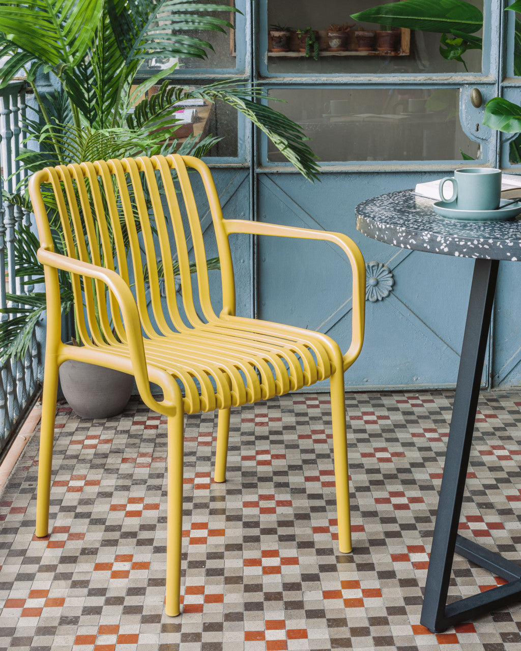 Masa bistro neagra din ciment 70 cm Tella Kave Home