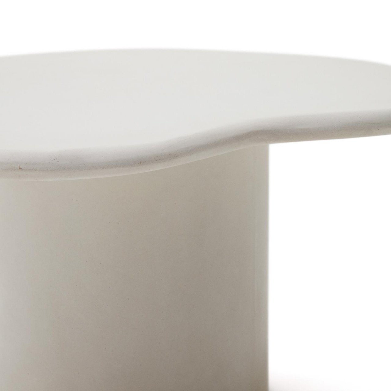Masa de cafea alba din ciment 77x83 cm Macarella Kave Home