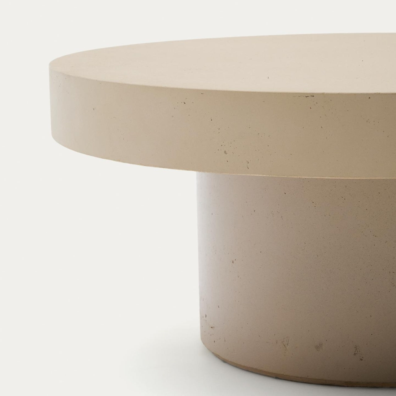 Masa de cafea exterior bej din ciment 66 cm Aiguablava Kave Home
