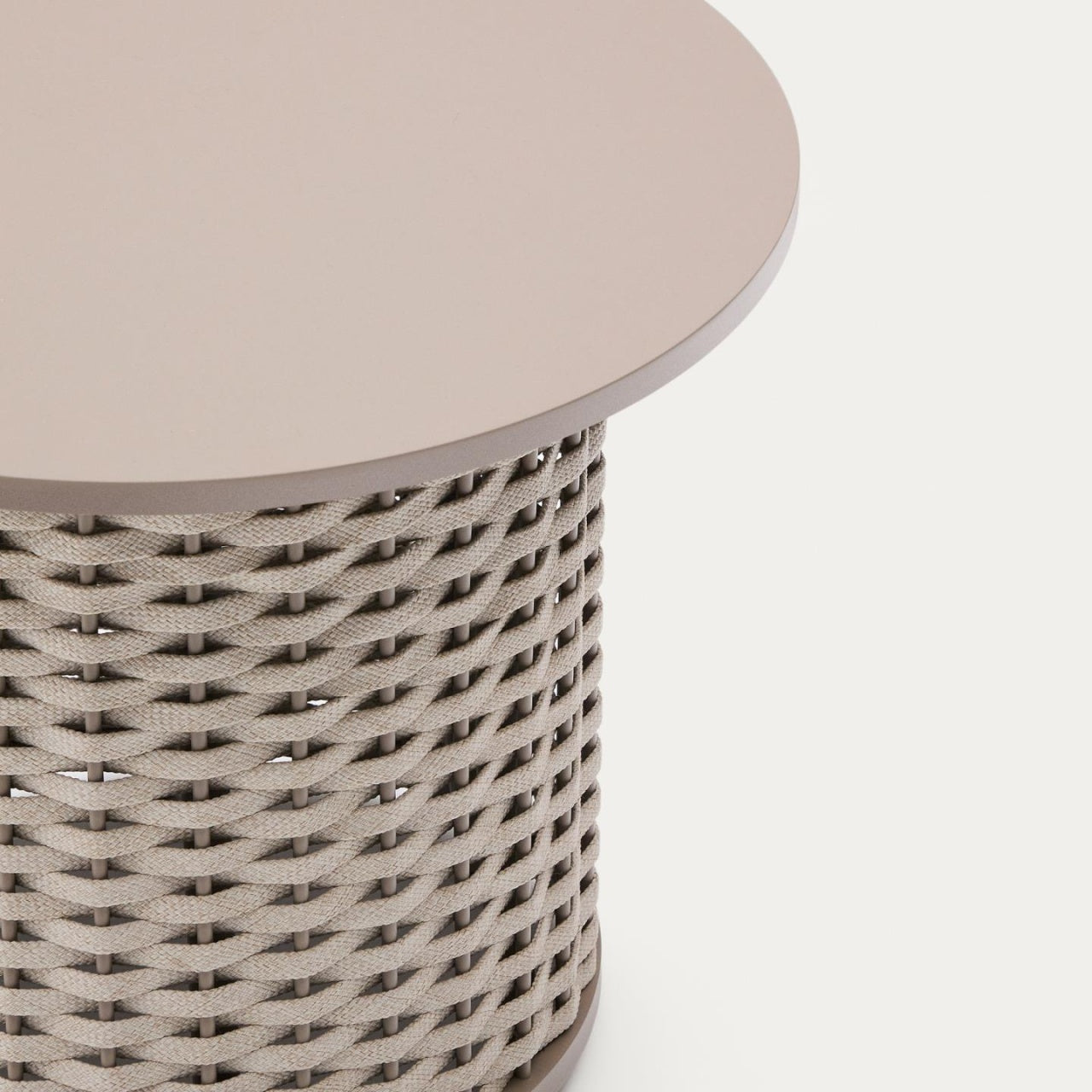 Masa de cafea exterior grej din metal 50 cm Sedalis Kave Home