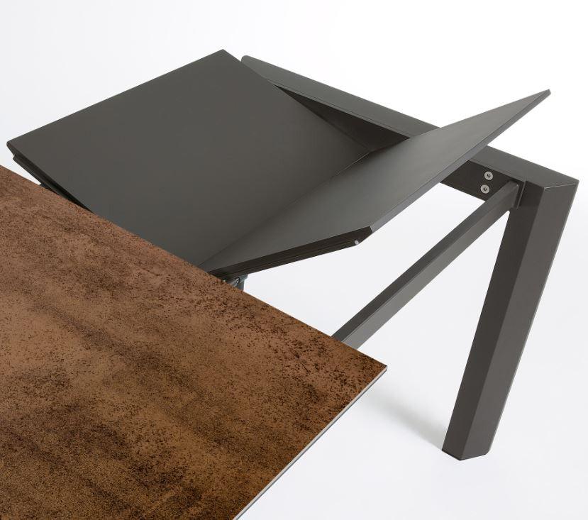 Masa dining extensibila gri/maro din metal 90x(160)220 cm Axis Iron Corten Kave Home