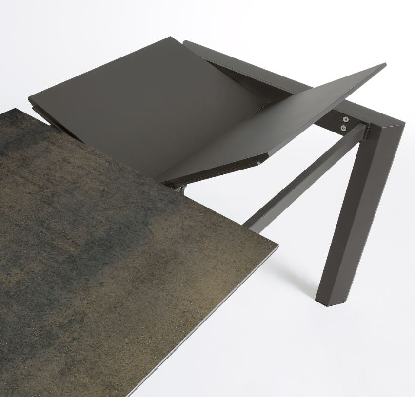 Masa dining extensibila maro din metal 90x(140)200 cm Axis Iron Moss Kave Home