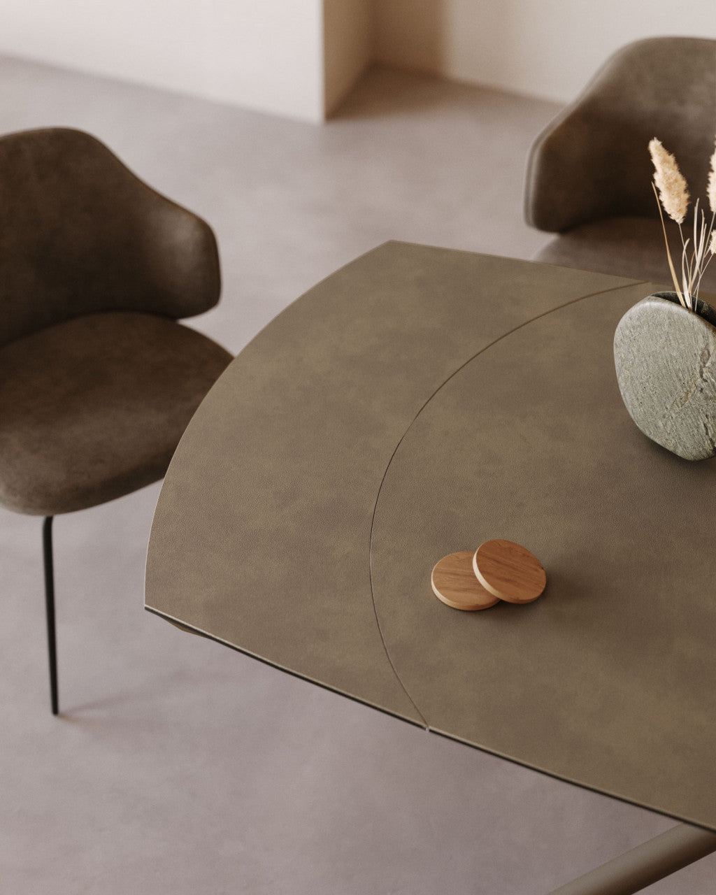 Masa dining extensibila maro/neagra din metal 100x130(190) cm Yodalia Kave Home