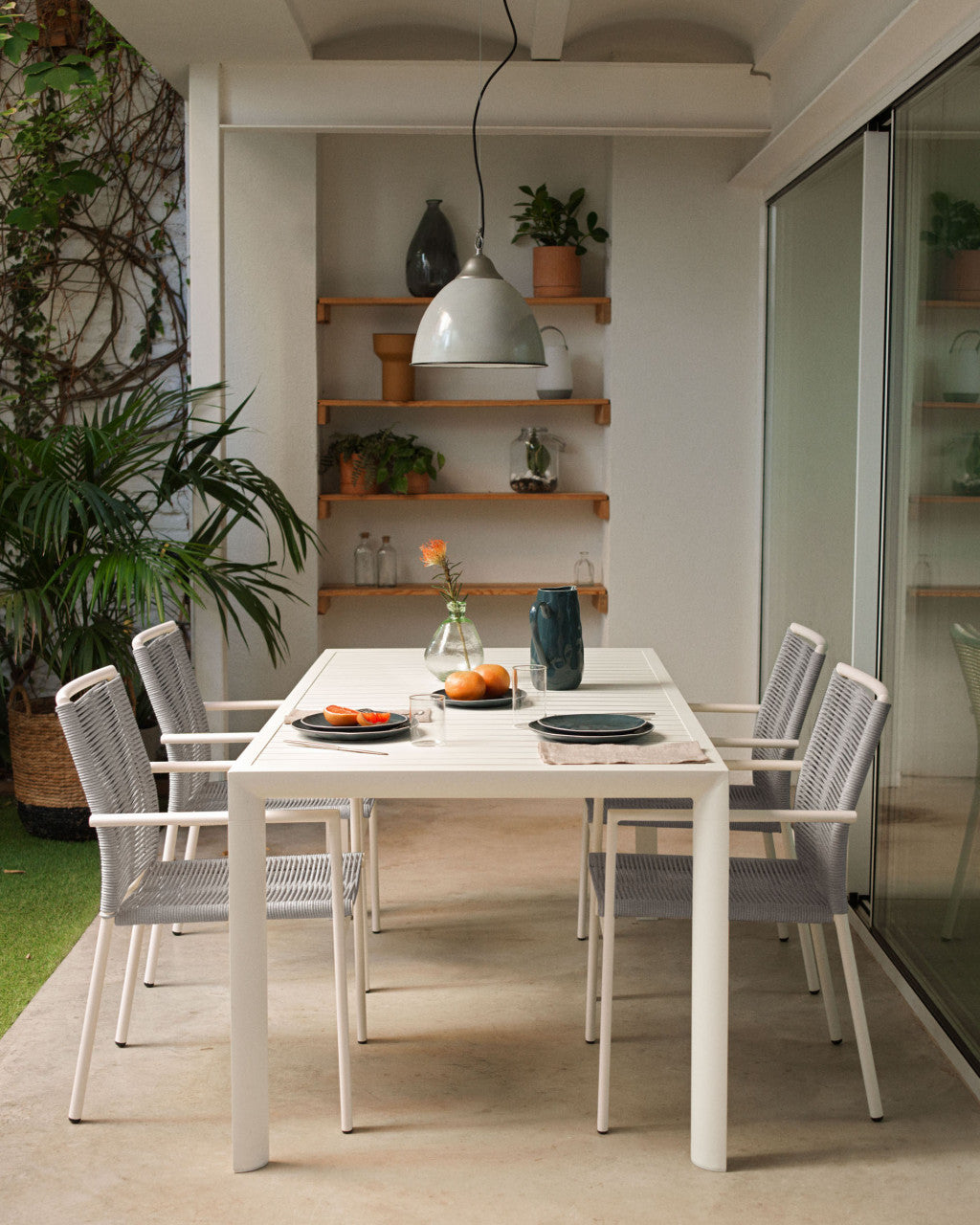 Masa dining exterior alba din metal 90x180 cm Culip Kave Home