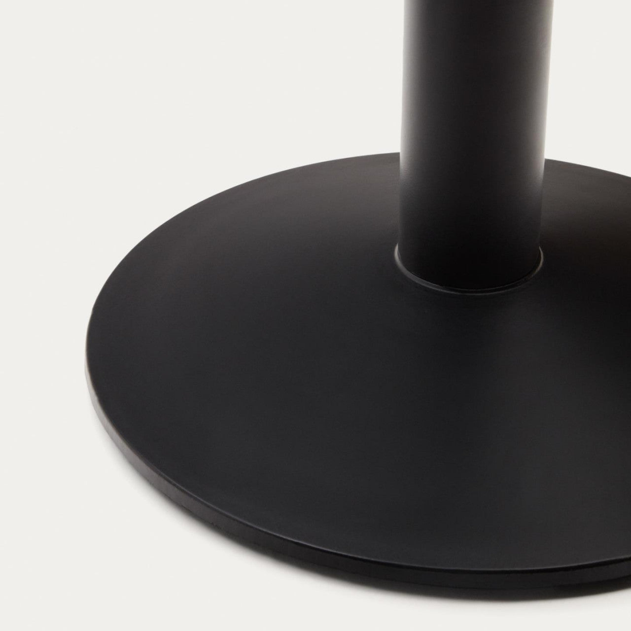 Masa dining exterior maro deschis/neagra din metal 90 cm Esilda Kave Home