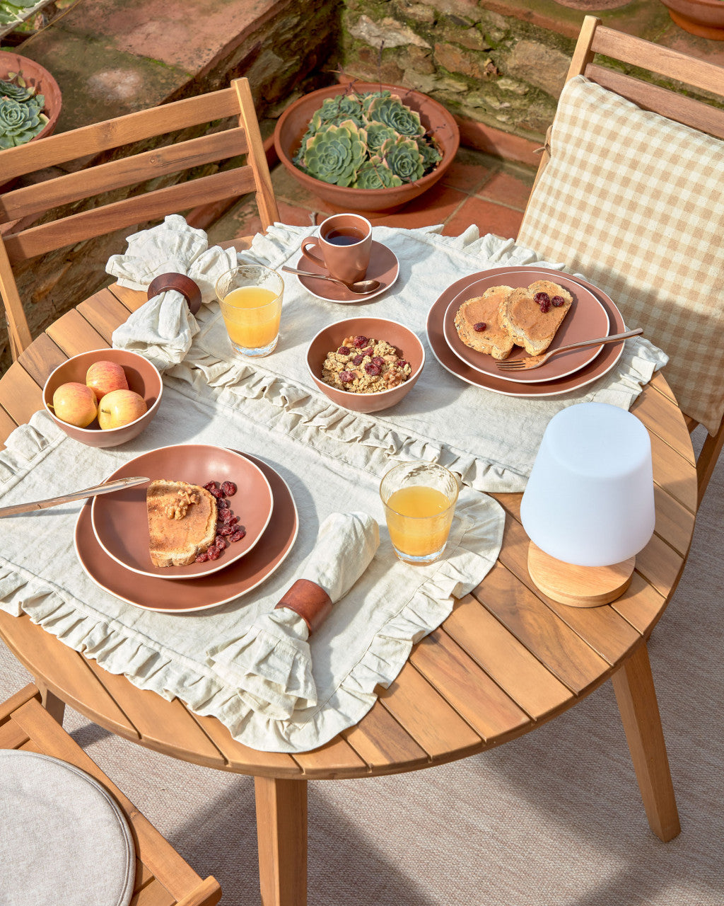 Masa dining maro din lemn 90 cm Vilma Kave Home