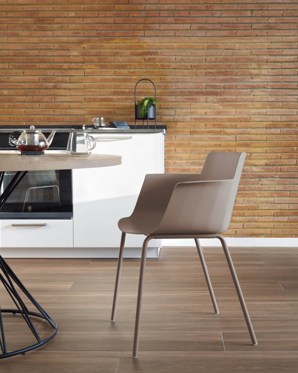 Masa dining maro/neagra din metal 120 cm Niut Kave Home