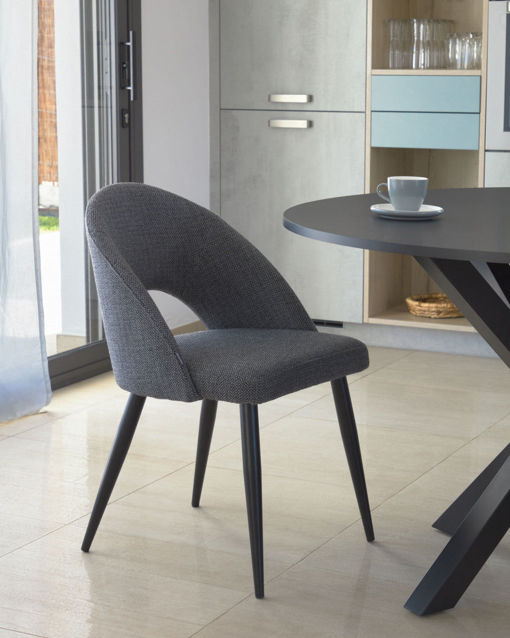 Masa dining neagra din metal 119 cm Argo Kave Home