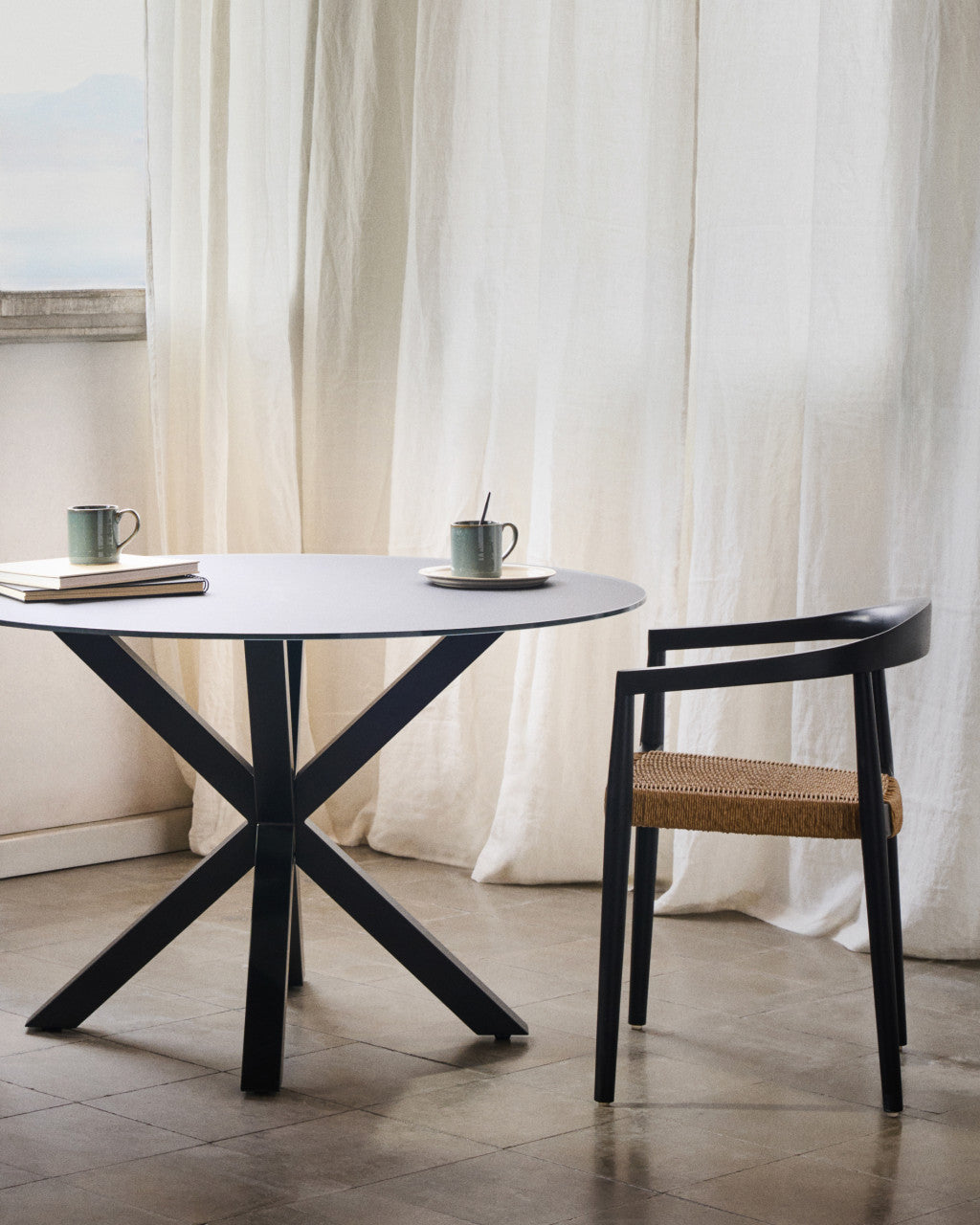Masa dining neagra din metal 120 cm Argo Kave Home