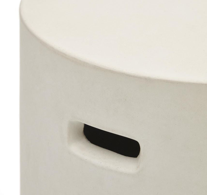 Masa laterala exterior alba din ciment 37 cm Aiguablava Kave Home