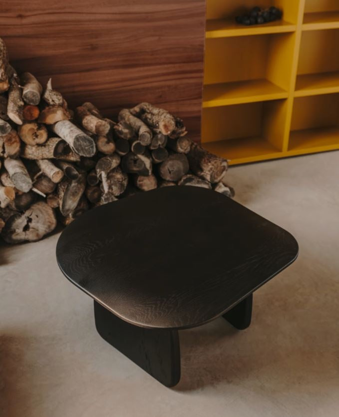 Masa laterala neagra din lemn 70x71 cm Pirita Kave Home