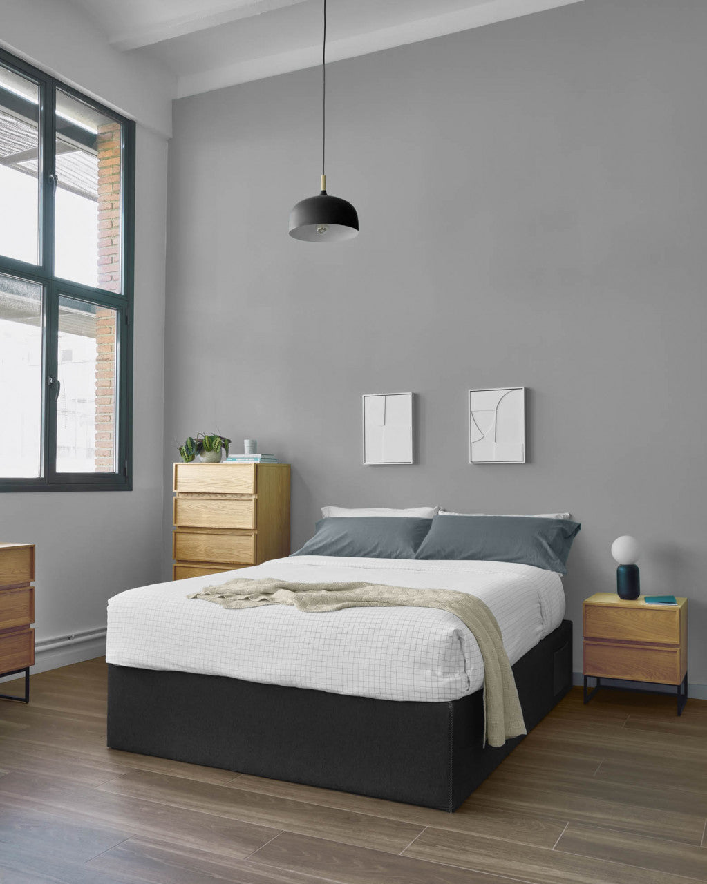Noptiera maro din metal Taiana Kave Home